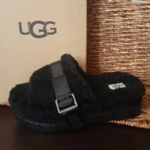 NIB - UGG FLUFFITA, SIZE 8, BLACK